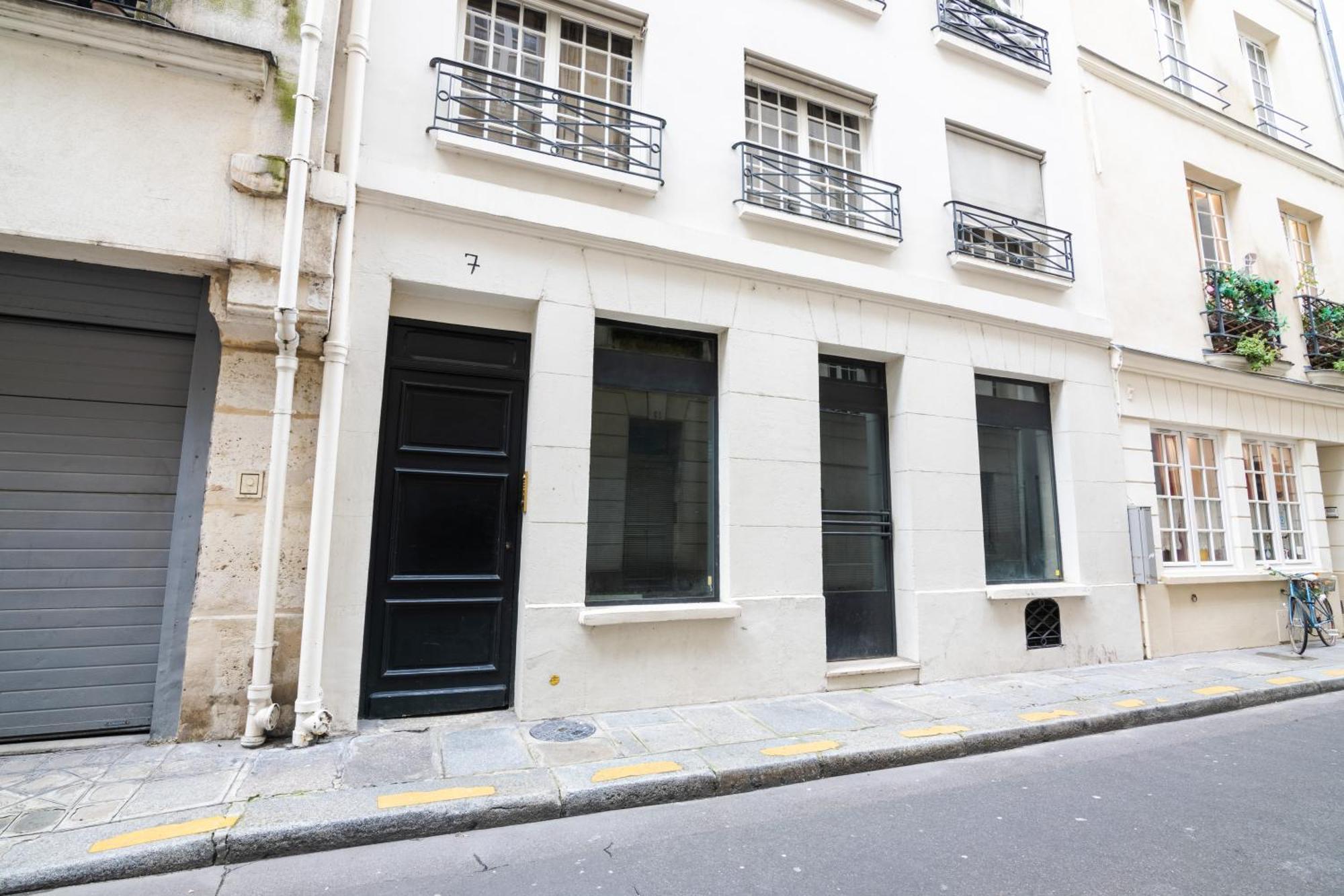 Appartement Au Coeur De Ile Saint-louis Free Netflix Parijs